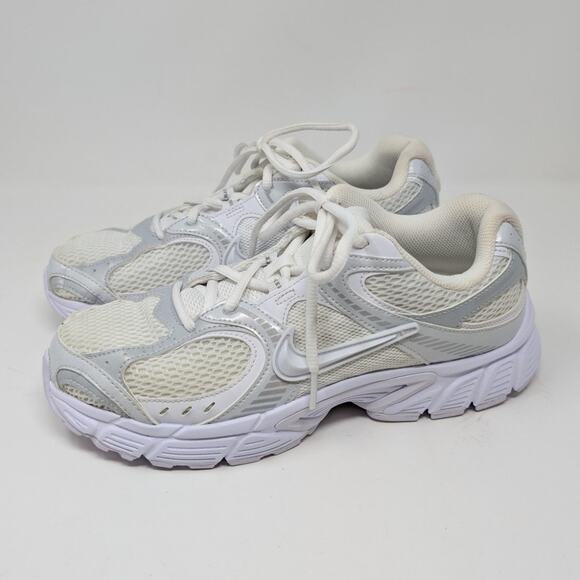 Nike V5 RNR Running Shoes in White and Light Grey Women’s size 9.5 - Picture 10 of 10